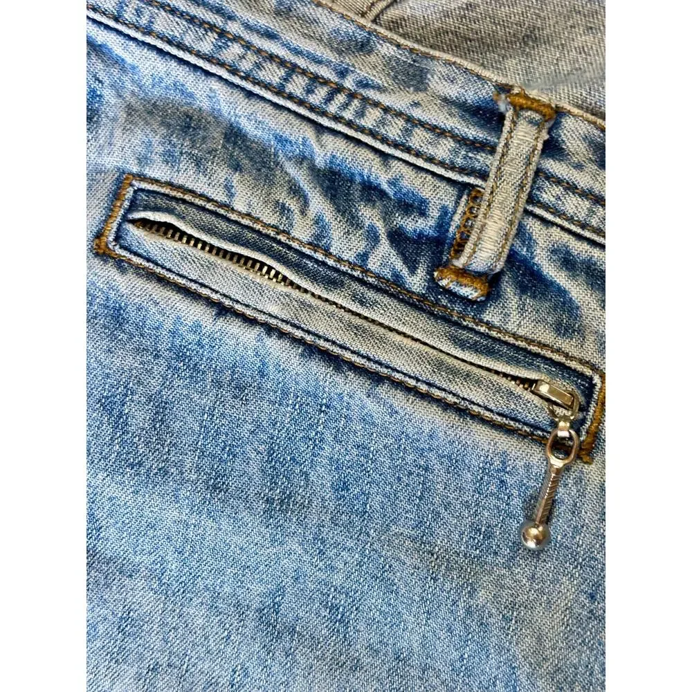Vintage 1990s Unionbay Blue Denim Jeans Size 7 Mid rise Loose Fit Light Wash